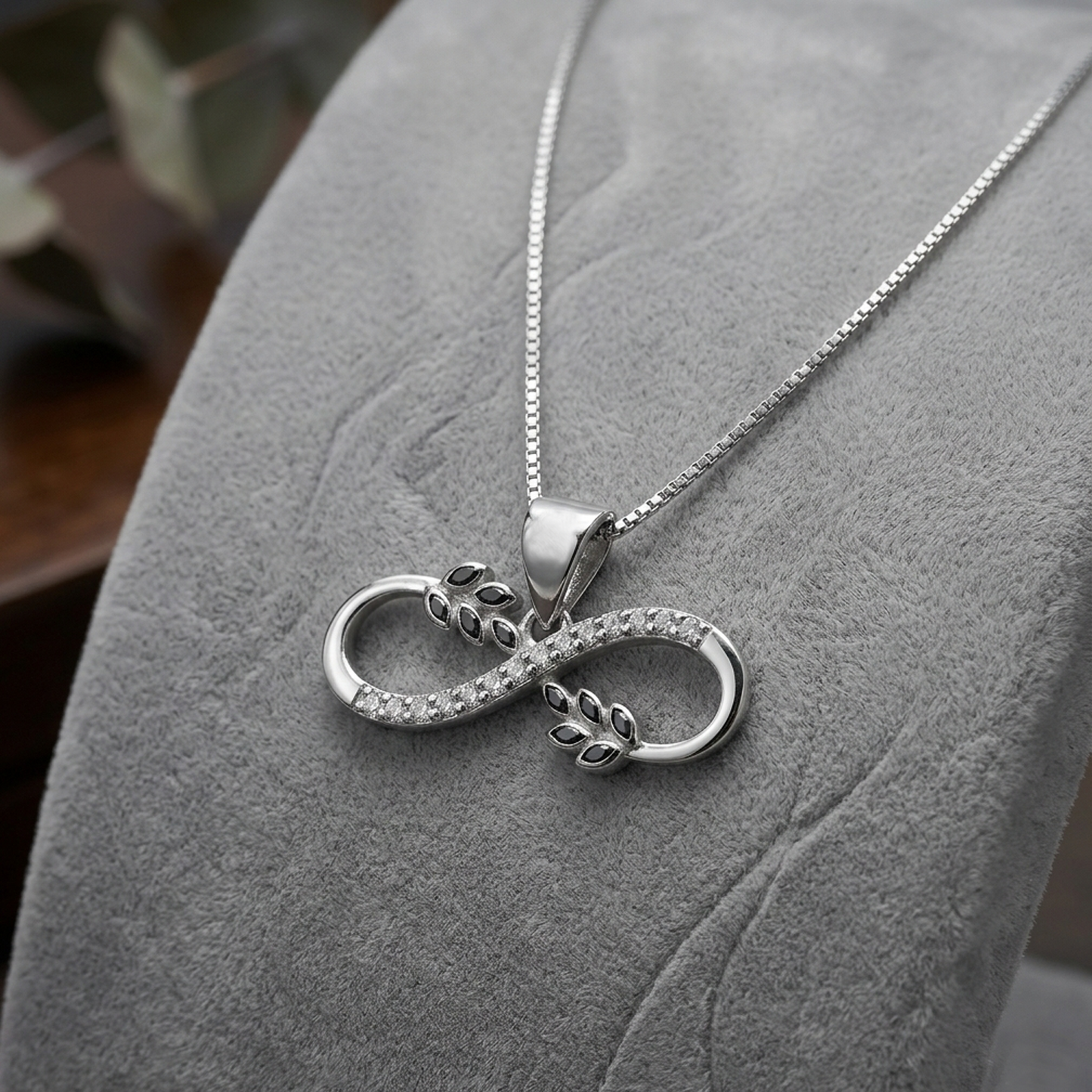 Infinity Leaf Silver Necklace