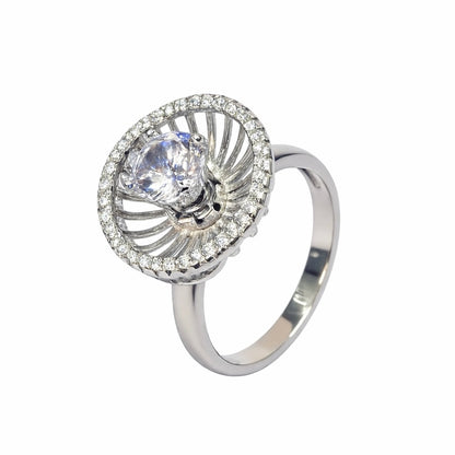 Luna Halo Ring