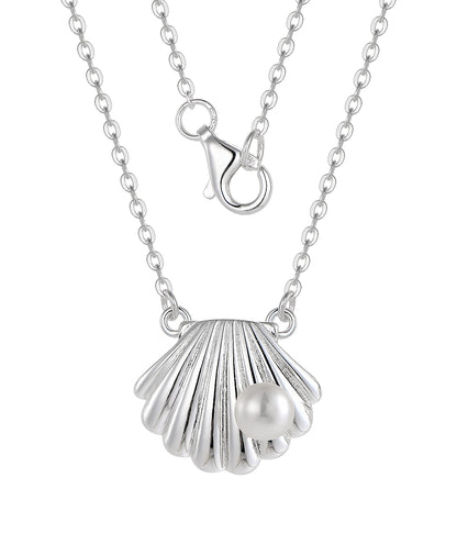 Pearl Shell Pendant Necklace